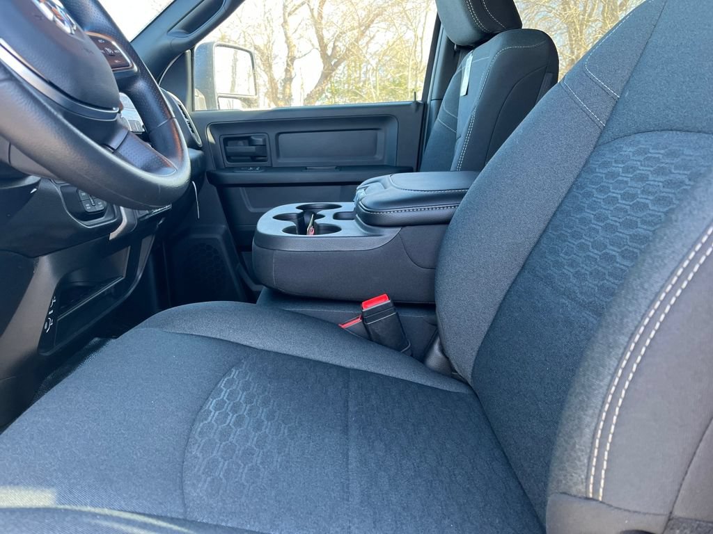 New 2026 RAM 5500 Tradesman AWD/4WD image 18