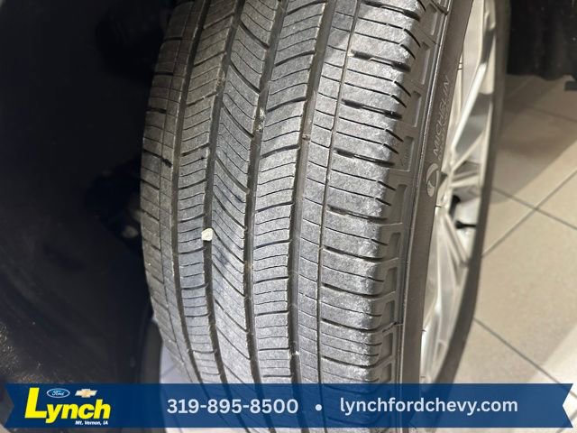 Used 2023 Ford Explorer XLT w/ Equipment Group 202A image 32