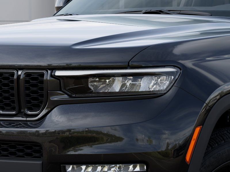 New 2025 Jeep Grand Cherokee L Limited w/ Luxury Tech Group II image 10