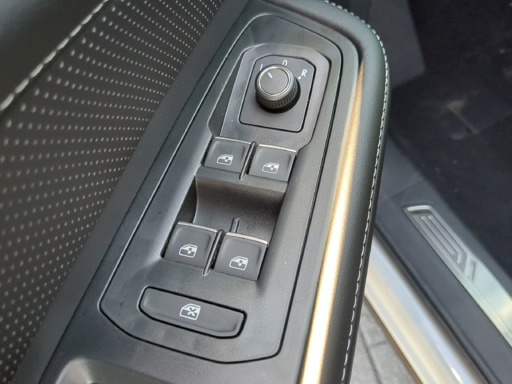 New 2026 Volkswagen Atlas SE FWD image 20