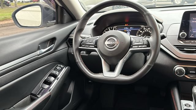Certified 2025 Nissan Altima 2.5 SR AWD/4WD image 22