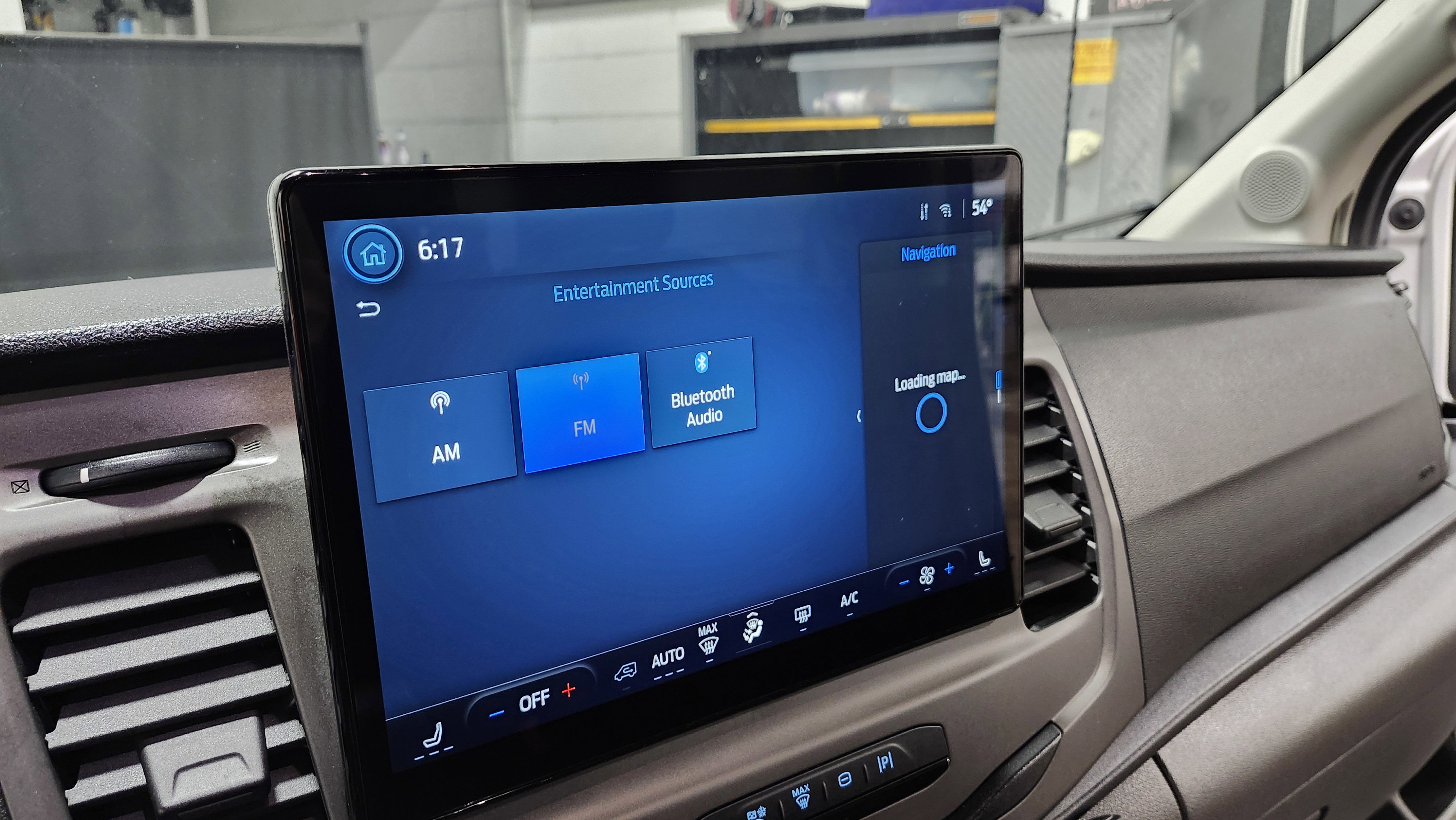 Used 2022 Ford Transit 350 XLT image 6