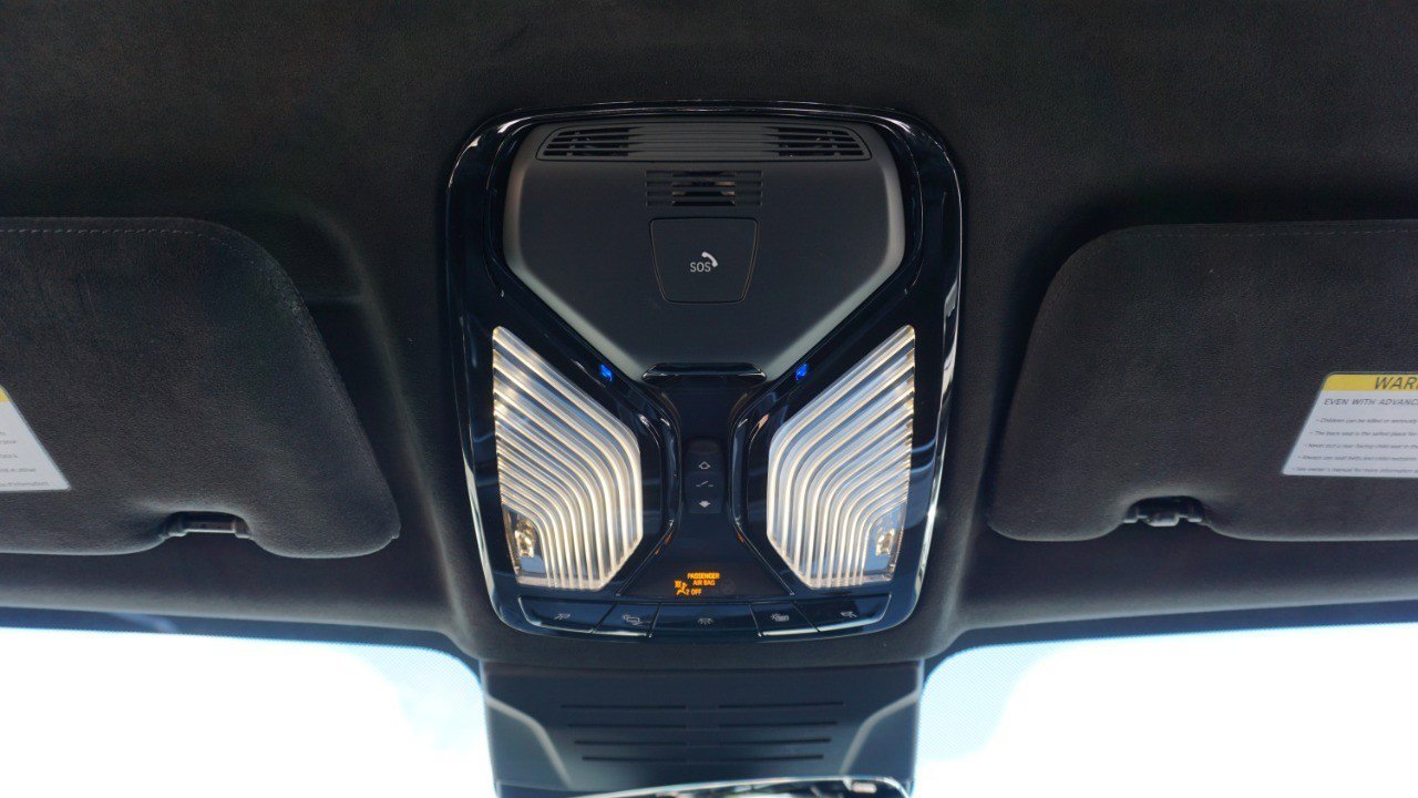 Used 2023 BMW X7 M60i w/ Executive Package image 27