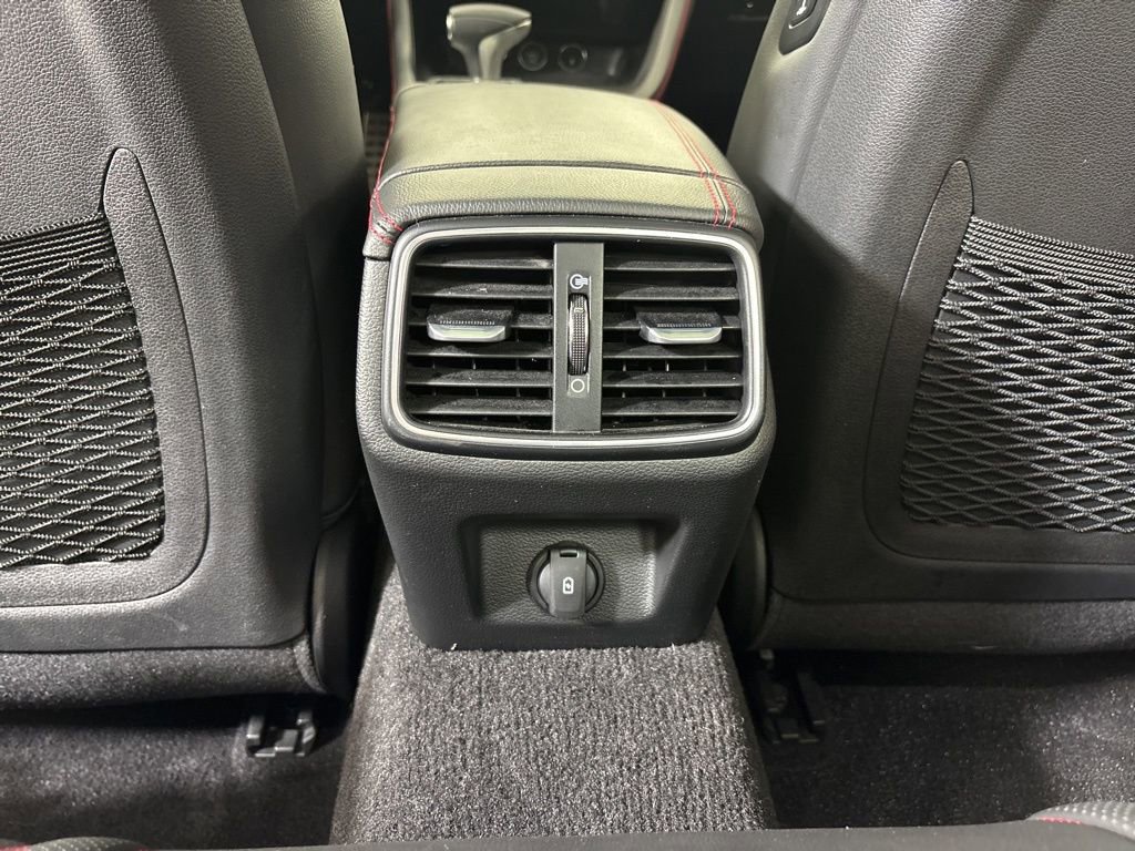 Used 2023 Genesis G70 3.3T w/ Sport Advanced Package image 29