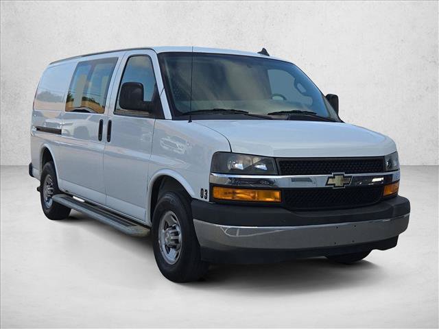 Used 2020 Chevrolet Express 2500 w/ Driver Convenience Package RWD image 3