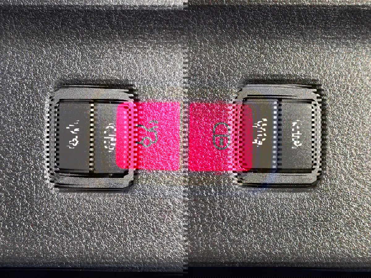 Used 2021 Mercedes-Benz S 580 4MATIC Sedan w/ Warmth & Comfort Package image 98