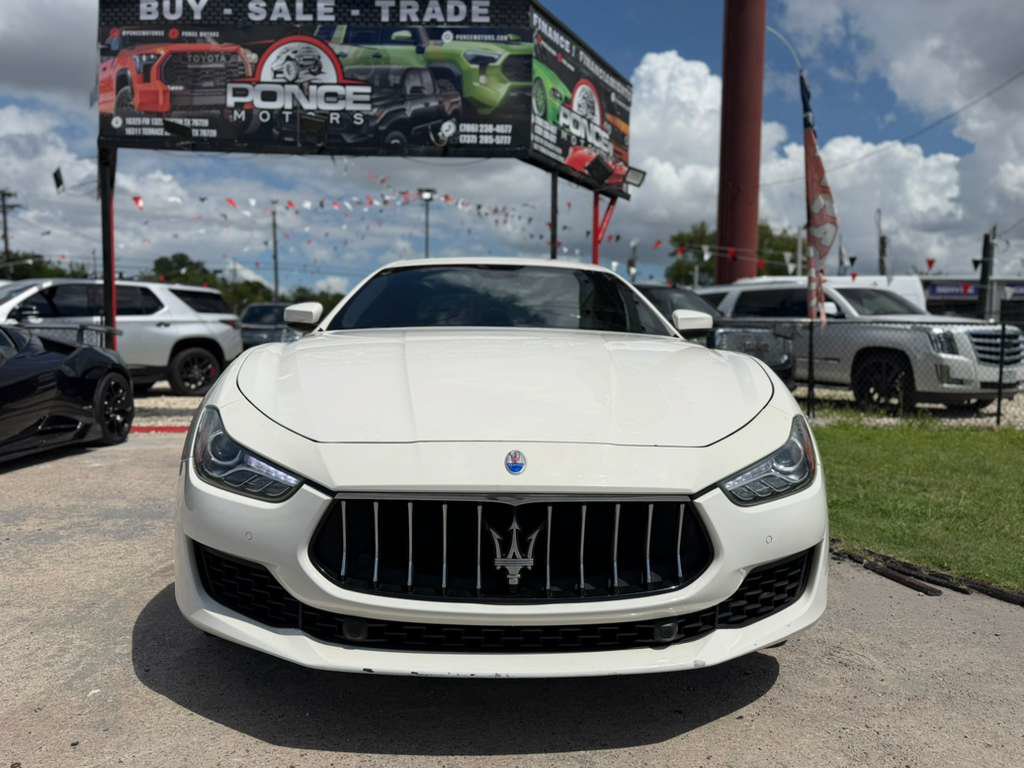 Used 2018 Maserati Ghibli RWD image 2