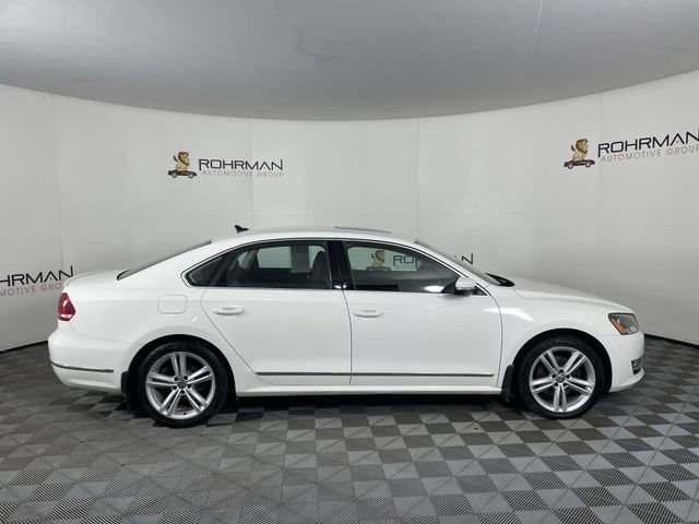 Used 2015 Volkswagen Passat TDI SEL Premium image 40