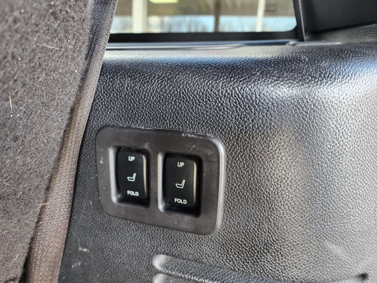 Used 2013 Ford Expedition Limited image 32