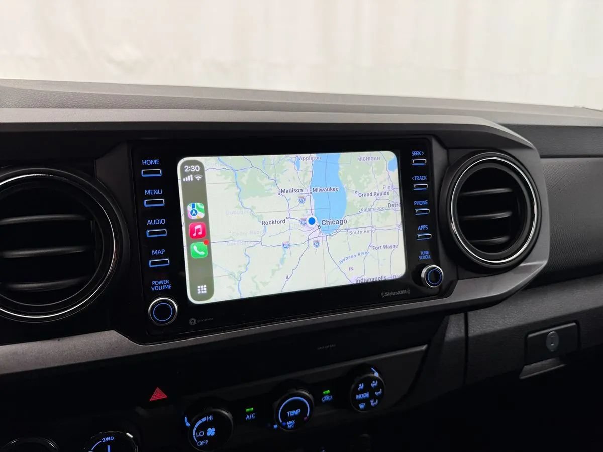 Used 2020 Toyota Tacoma TRD Off-Road AWD/4WD image 18