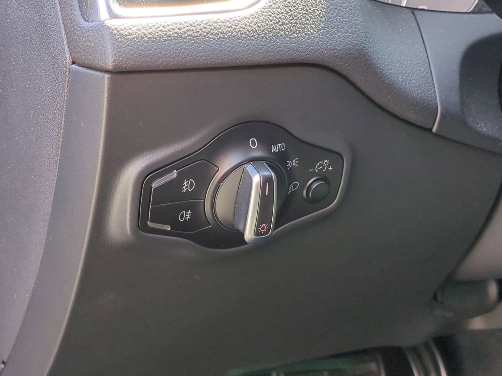 Used 2016 Audi SQ5 Premium Plus AWD/4WD image 17