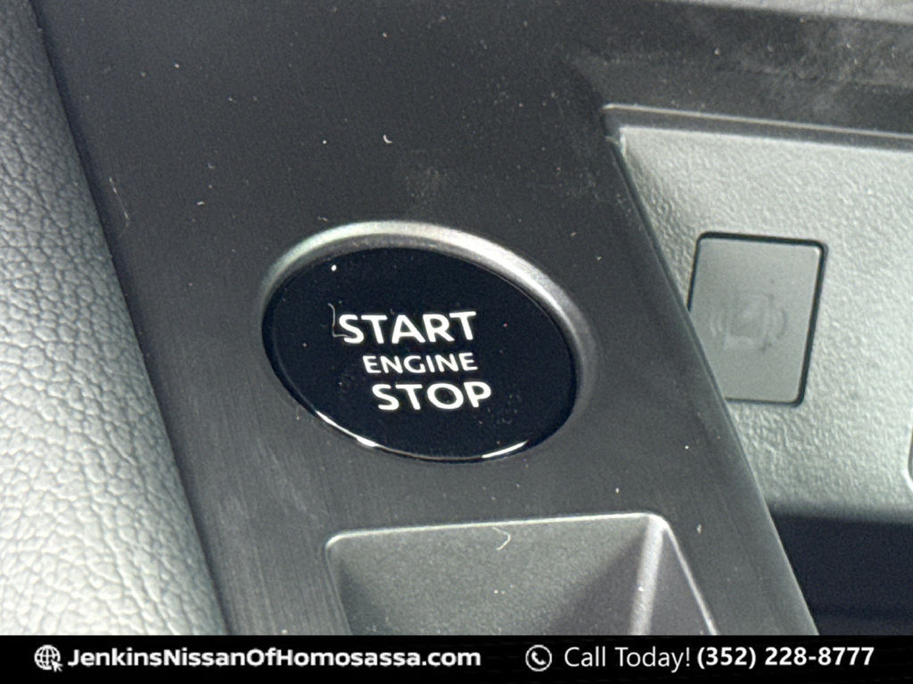 New 2026 Nissan Kicks SR FWD image 40