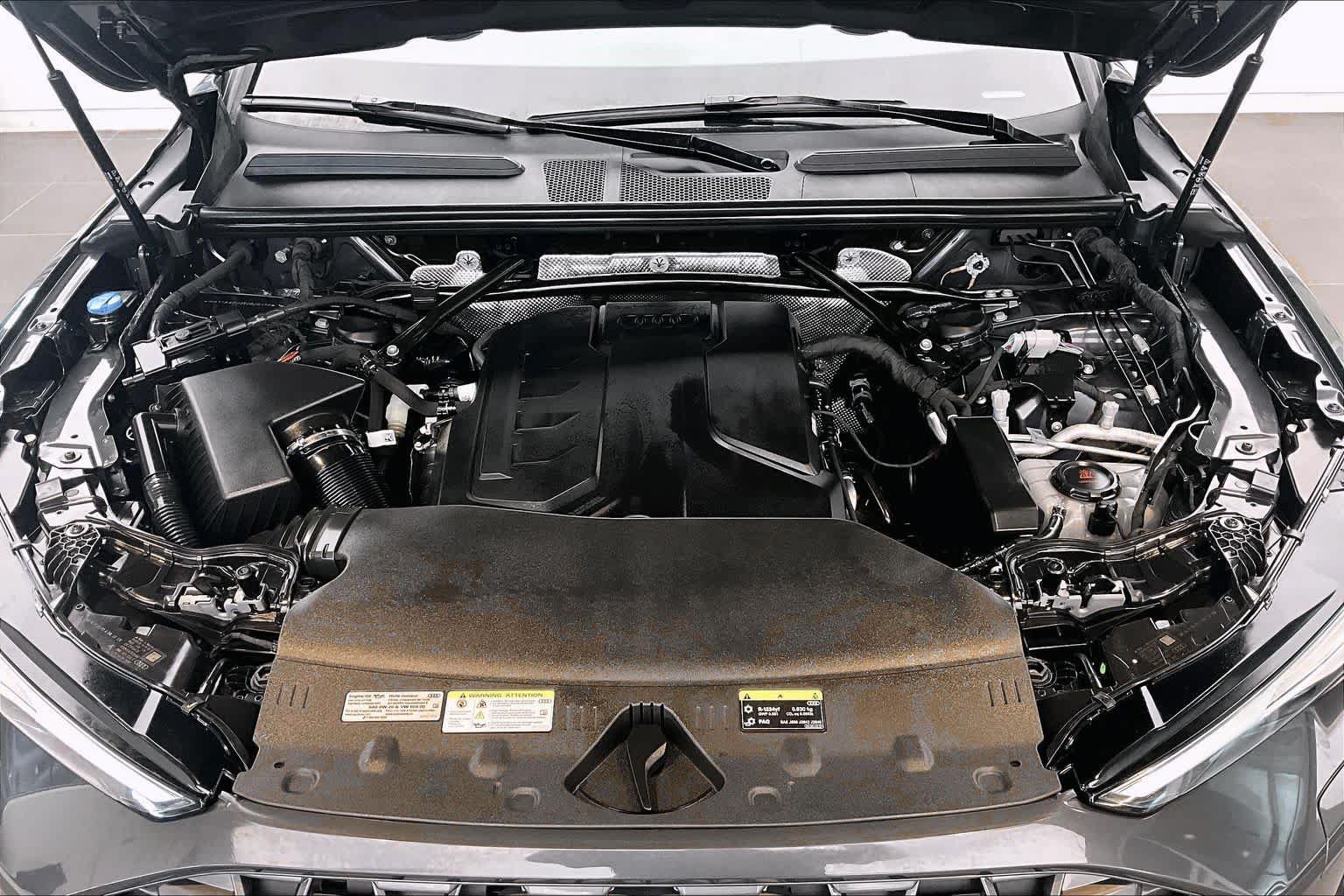 Certified 2025 Audi Q5 Premium w/ Convenience Package AWD/4WD image 30