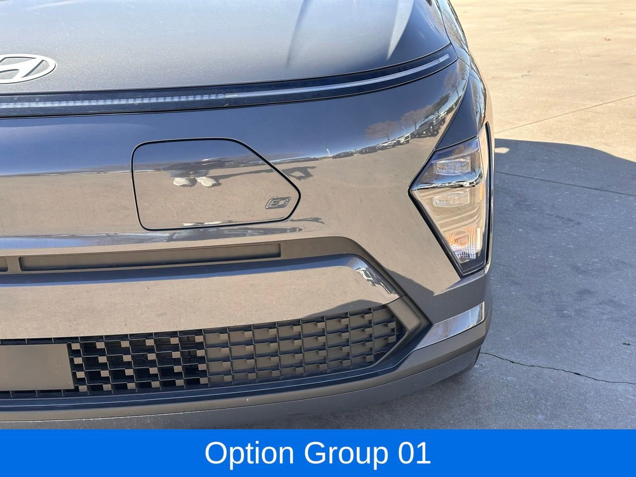 Used 2025 Hyundai Kona SE image 4