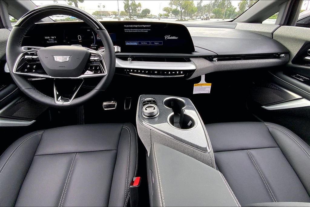 New 2026 Cadillac Optiq Luxury 1 RWD image 7