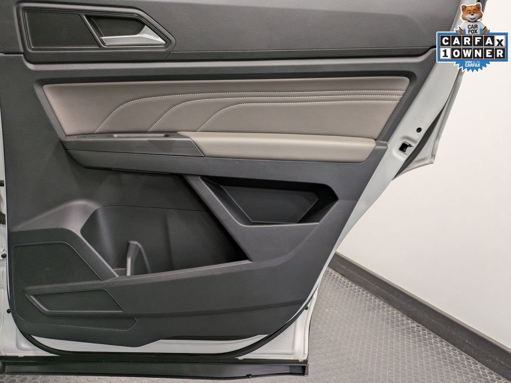 Used 2022 Volkswagen Atlas SE w/ Panoramic Sunroof Package AWD/4WD image 30