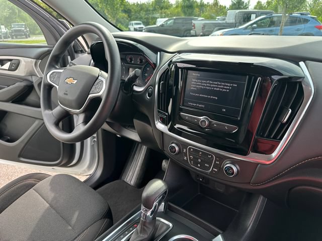 Used 2021 Chevrolet Traverse LS FWD image 37