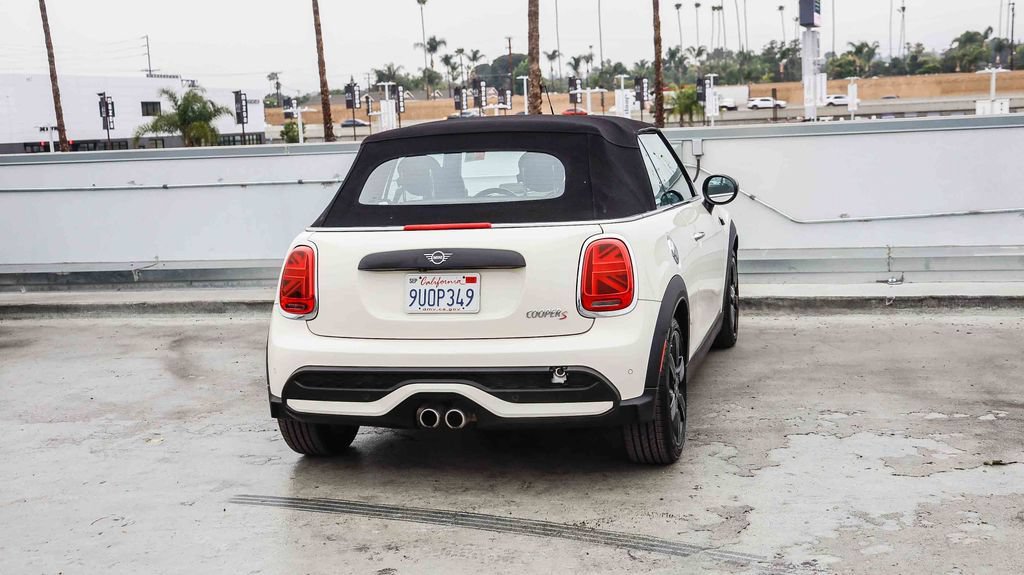 Used 2023 MINI Cooper S FWD image 9