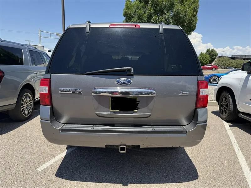 Used 2011 Ford Expedition EL XLT RWD image 6
