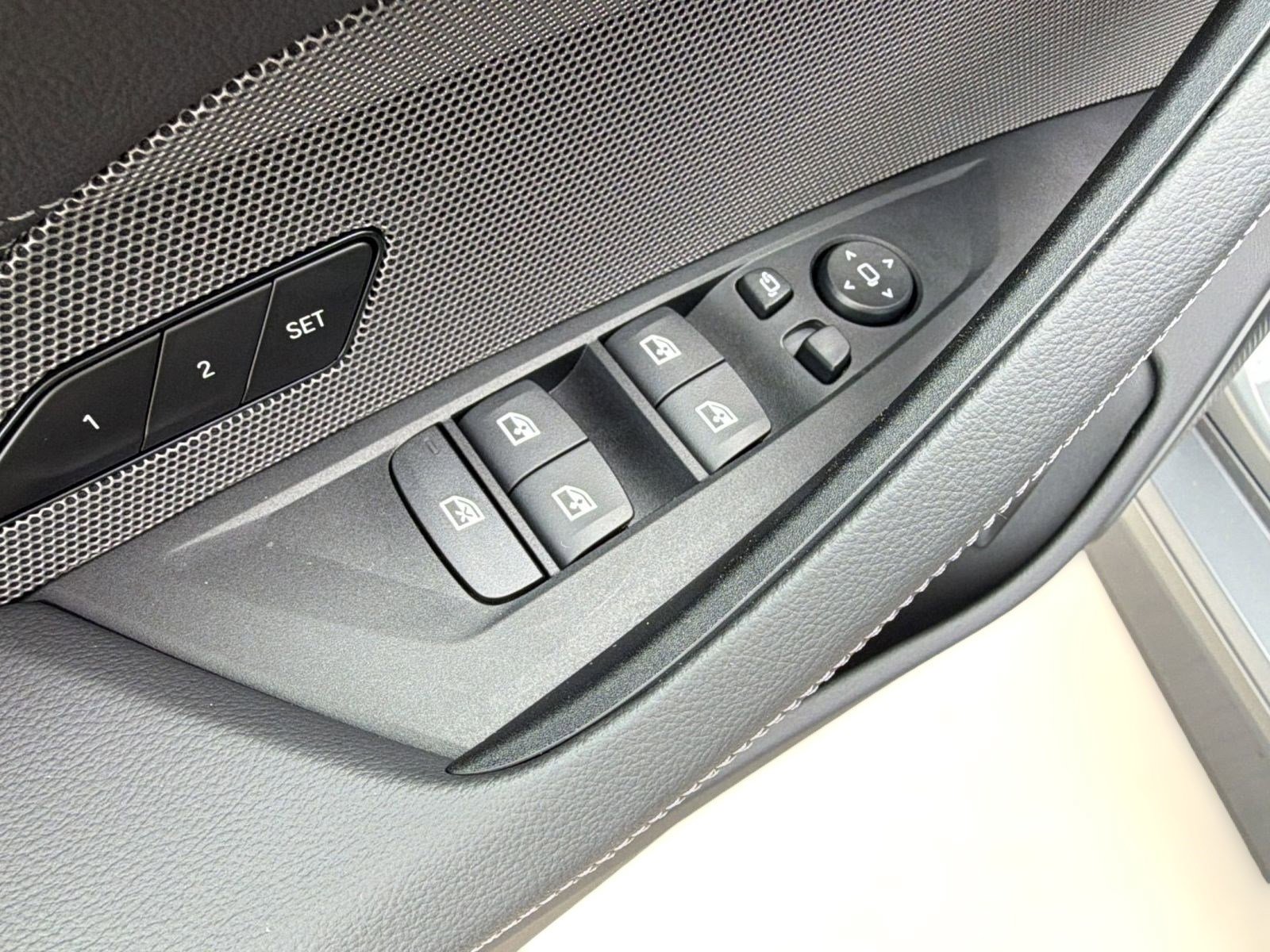 New 2026 BMW i4 eDrive40 w/ Premium Package RWD image 20
