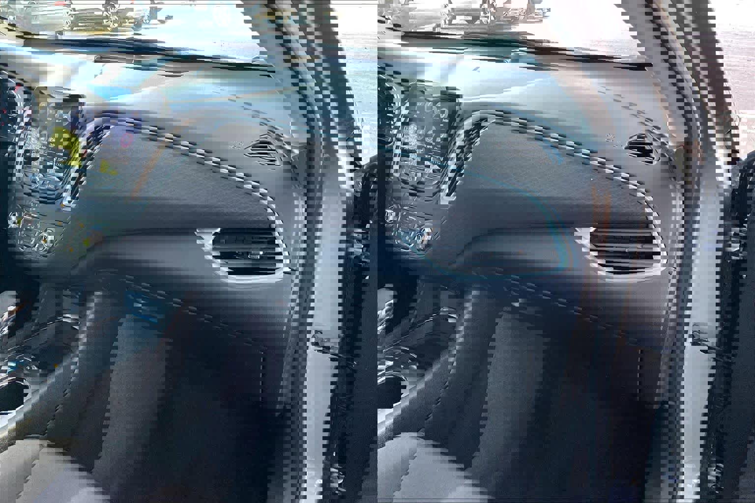 Used 2024 Chevrolet Malibu LT image 16