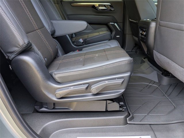 New 2026 Chevrolet Suburban High Country image 39