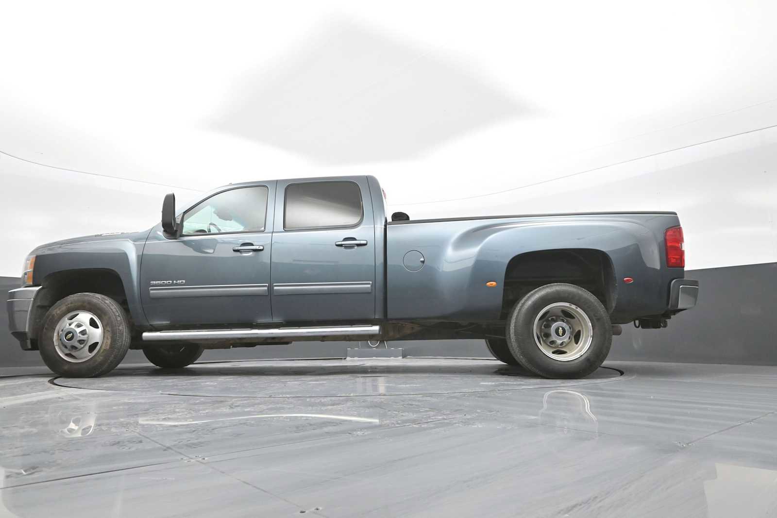 Used 2012 Chevrolet Silverado 3500 LTZ image 42