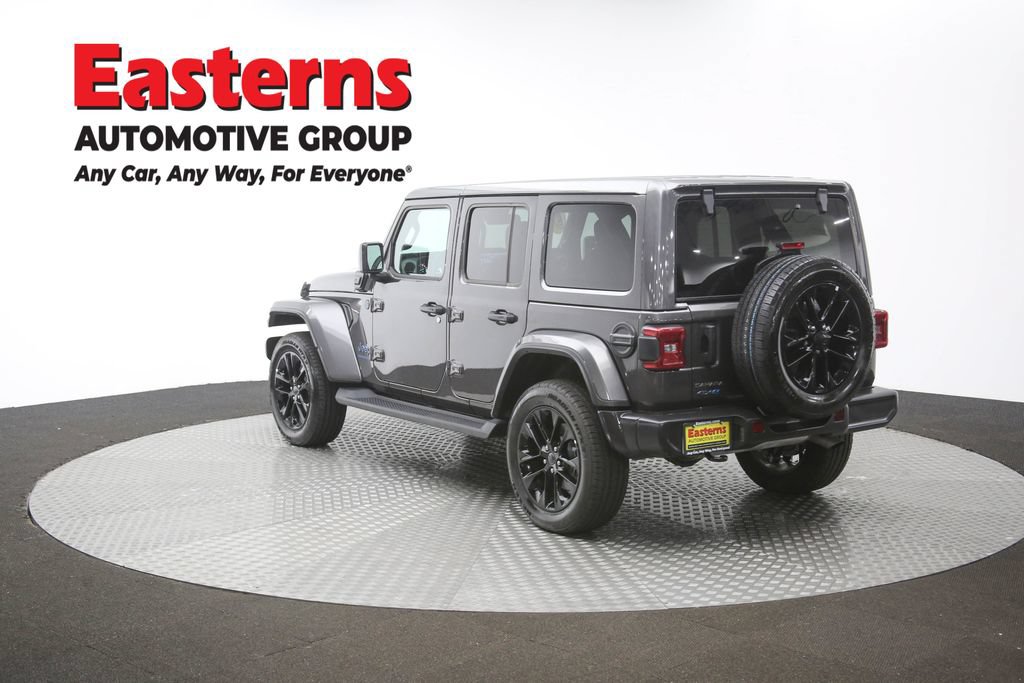 Used 2025 Jeep Wrangler Unlimited Sahara AWD/4WD image 60