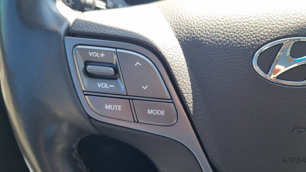 Used 2019 Hyundai Santa Fe XL AWD/4WD image 21