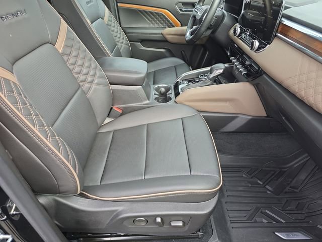 Used 2023 GMC Canyon Denali image 28