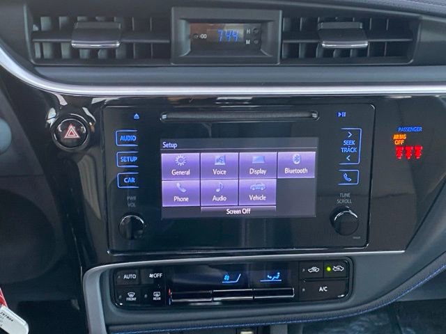 Certified 2018 Toyota Corolla SE w/ Carpet Mat Package (TMS) image 11