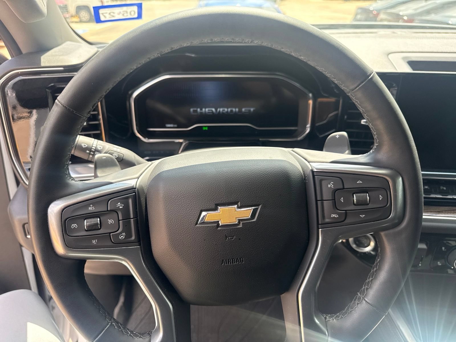 Used 2025 Chevrolet Silverado 1500 LT w/ Texas Edition Plus RWD image 13