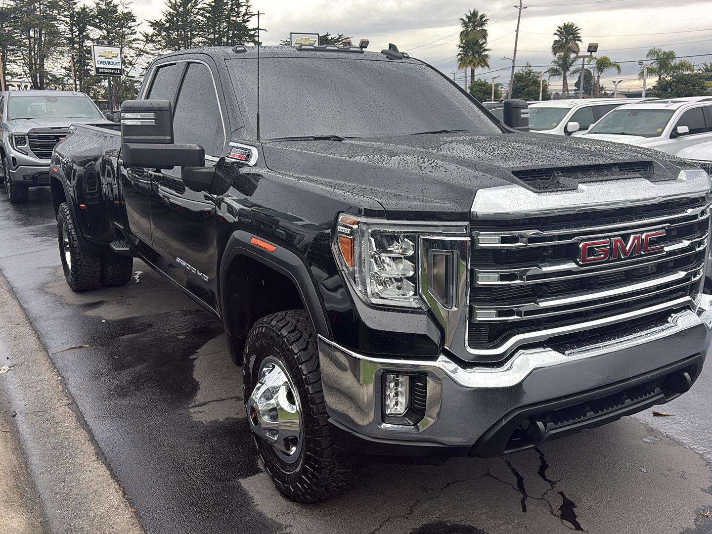Used 2022 GMC Sierra 3500 SLE w/ SLE Value Package AWD/4WD image 11