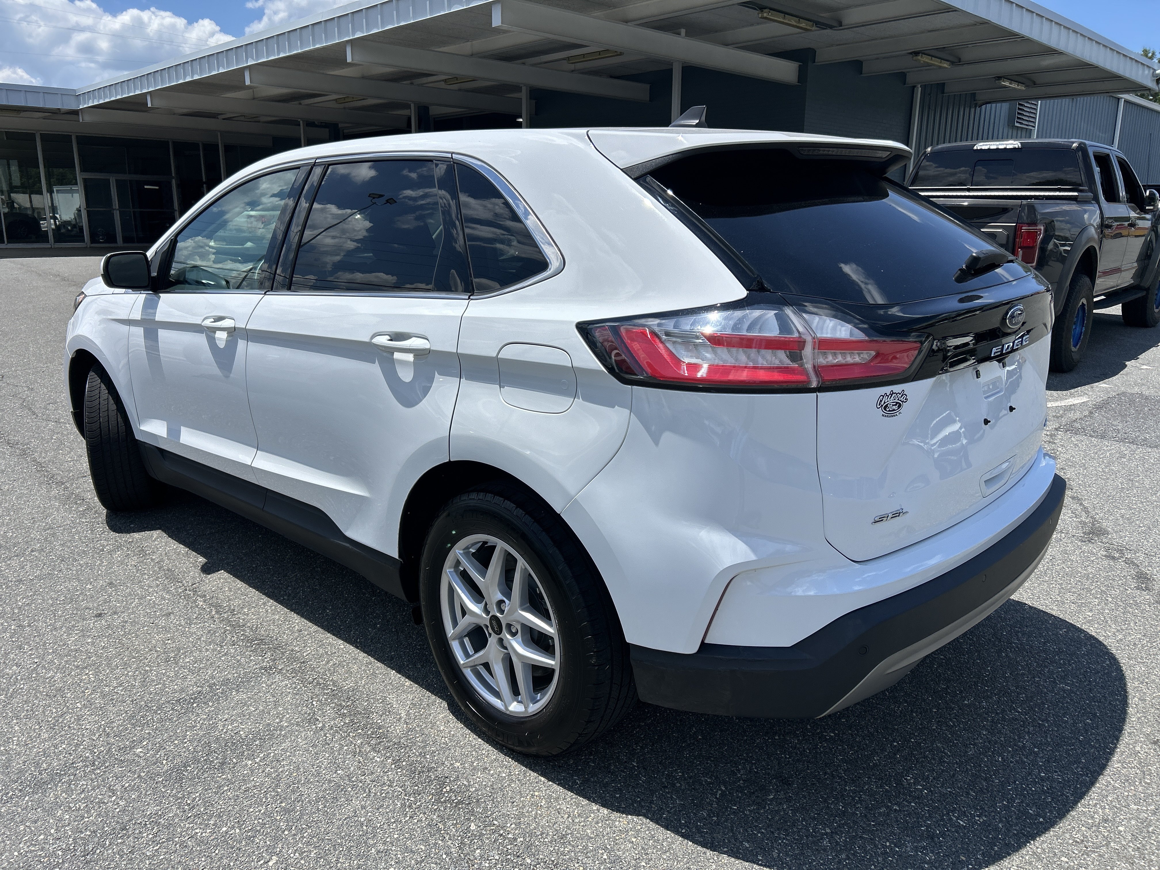 Used 2024 Ford Edge SEL AWD/4WD image 6