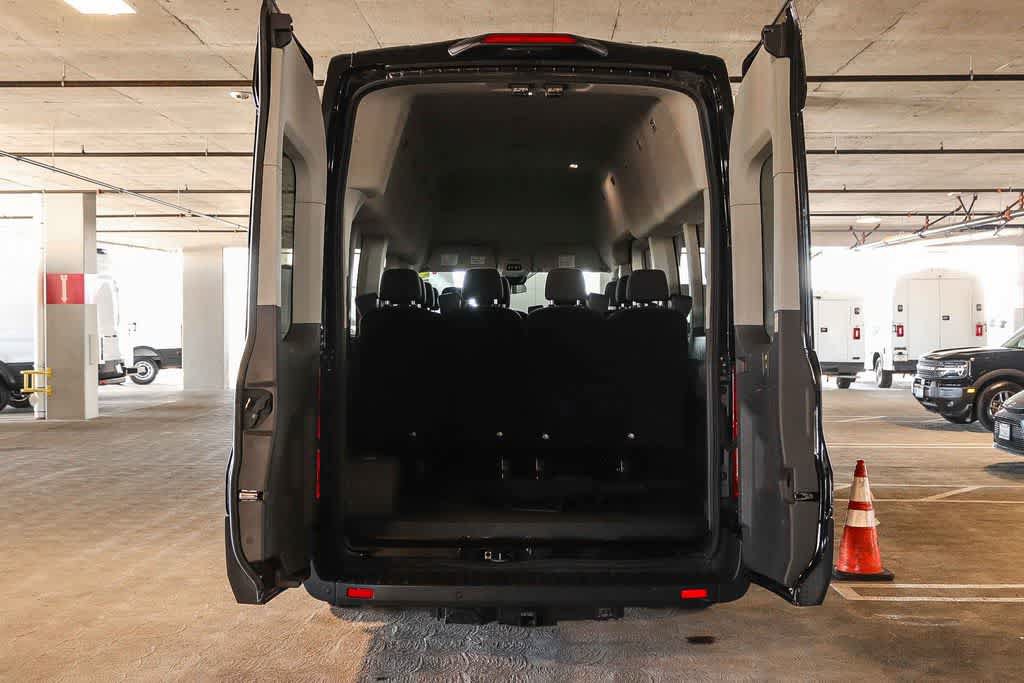 Used 2023 Ford Transit 350 XLT RWD image 29