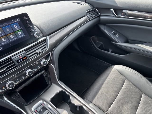 Used 2022 Honda Accord Sport image 3