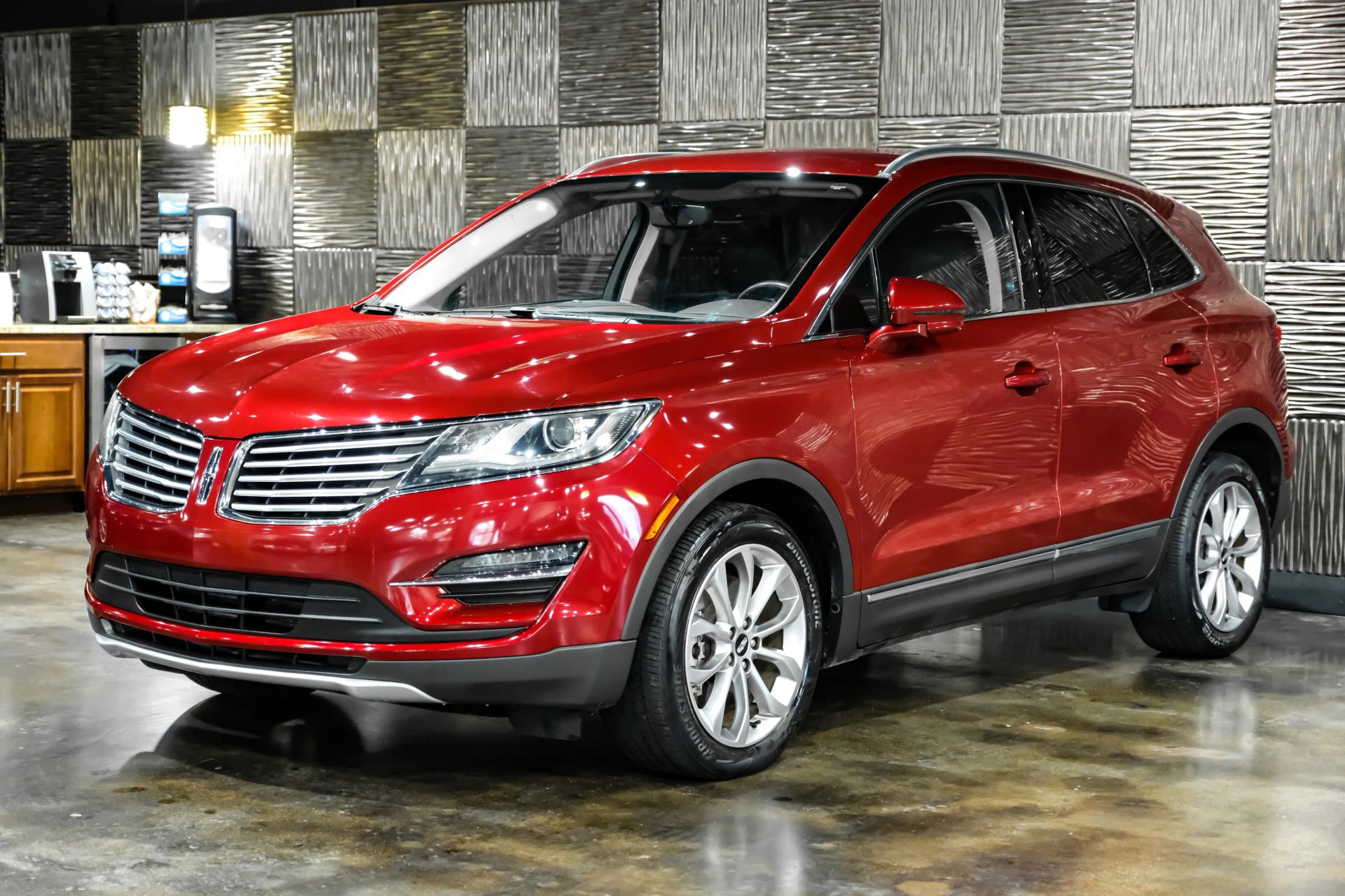 Used 2017 Lincoln MKC Select w/ Select Plus Package image 6