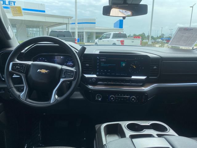 Used 2023 Chevrolet Silverado 1500 LT AWD/4WD image 15