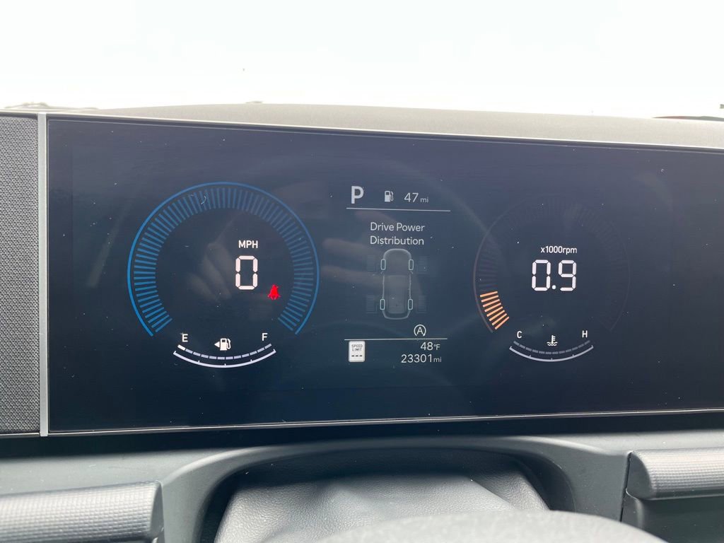 Used 2025 Hyundai Tucson SE image 18