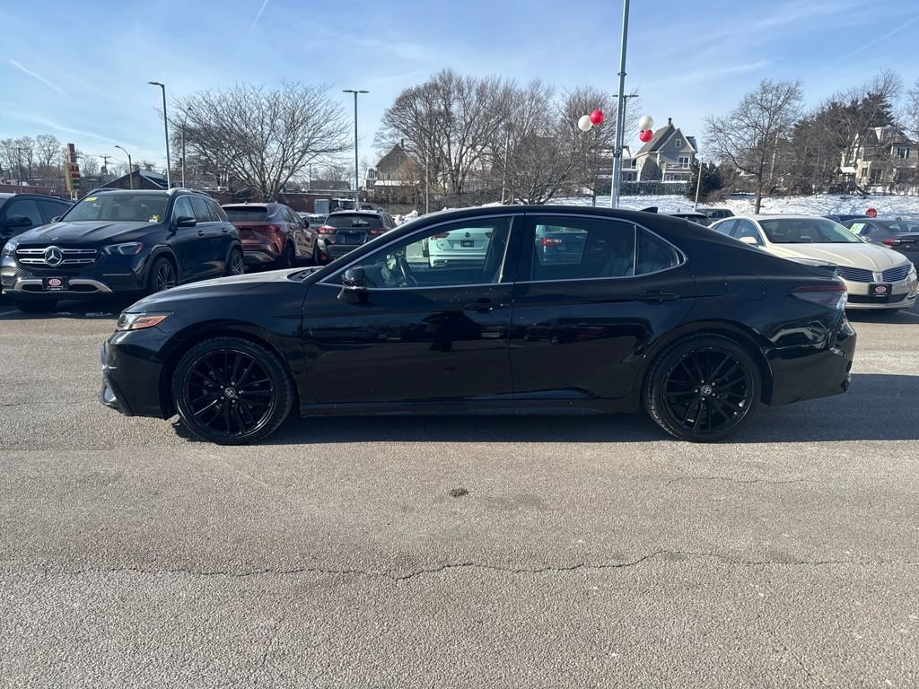 Used 2023 Toyota Camry XSE w/ Navigation Package image 4