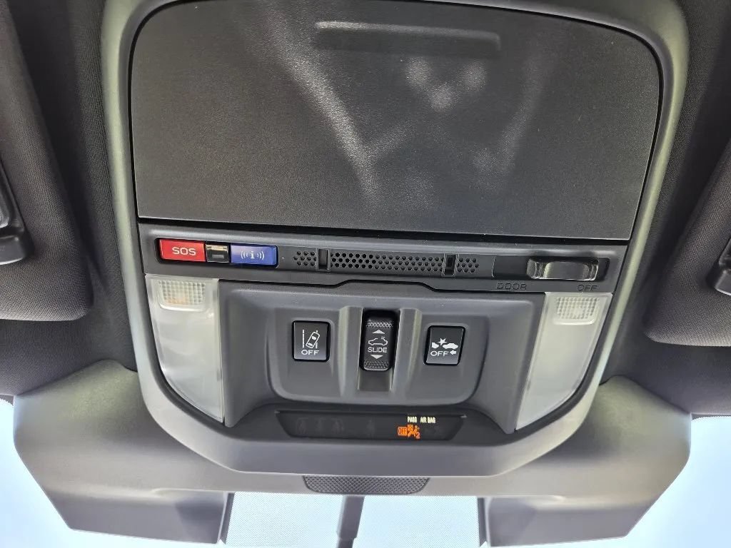 Used 2022 Subaru Forester Wilderness w/ Wilderness Package AWD/4WD image 33