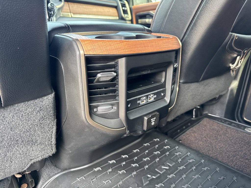 Used 2022 RAM 3500 Limited AWD/4WD image 33