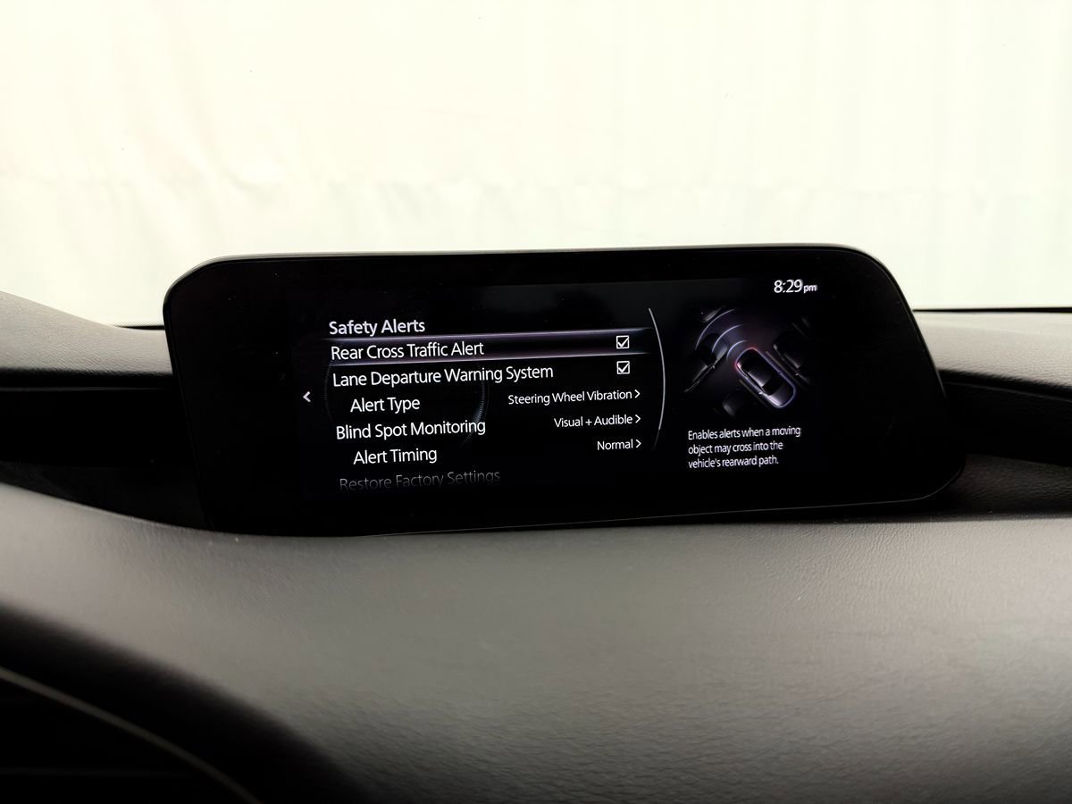 Used 2022 MAZDA MAZDA3 s FWD image 18