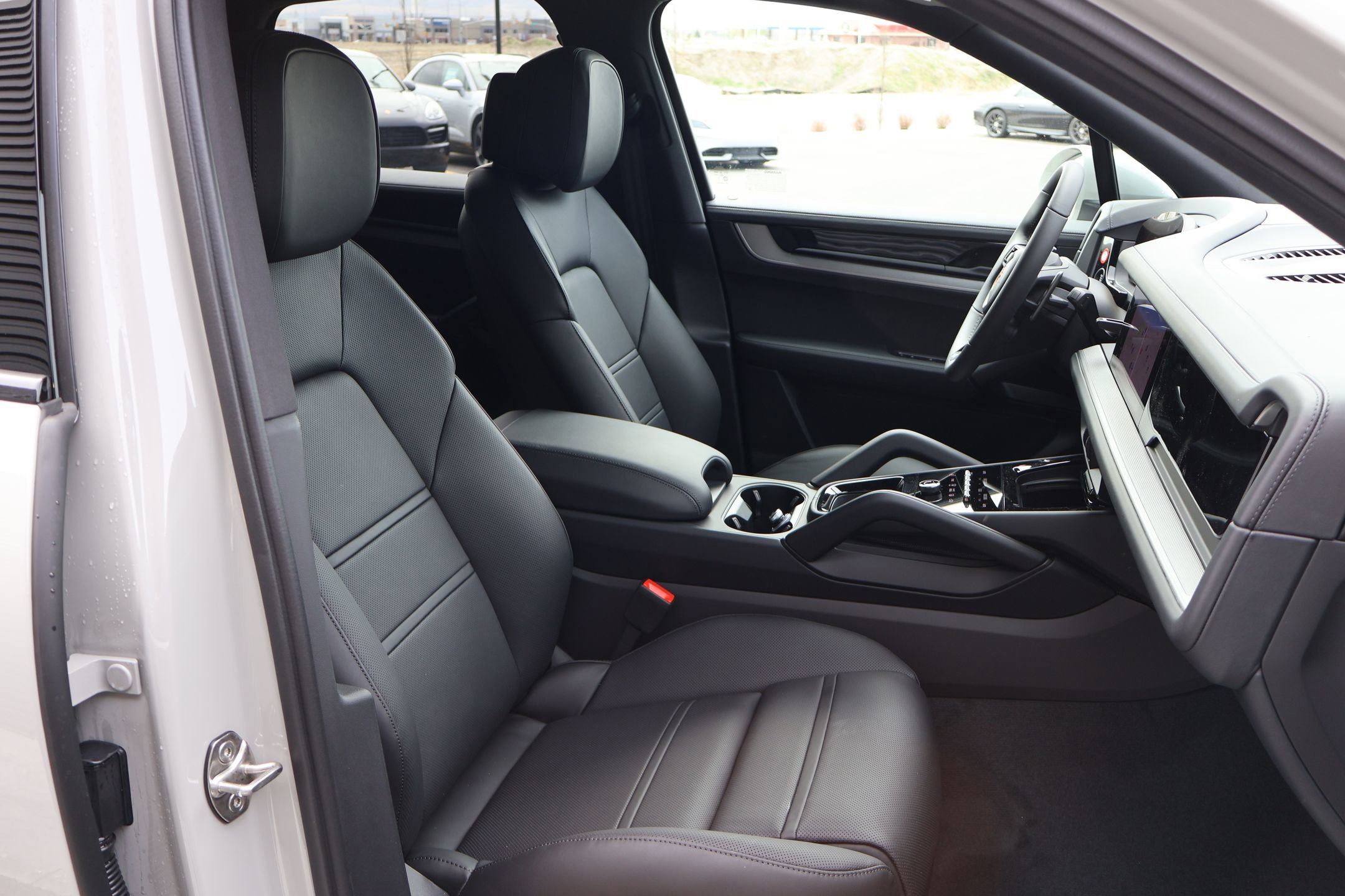 New 2026 Porsche Cayenne image 24