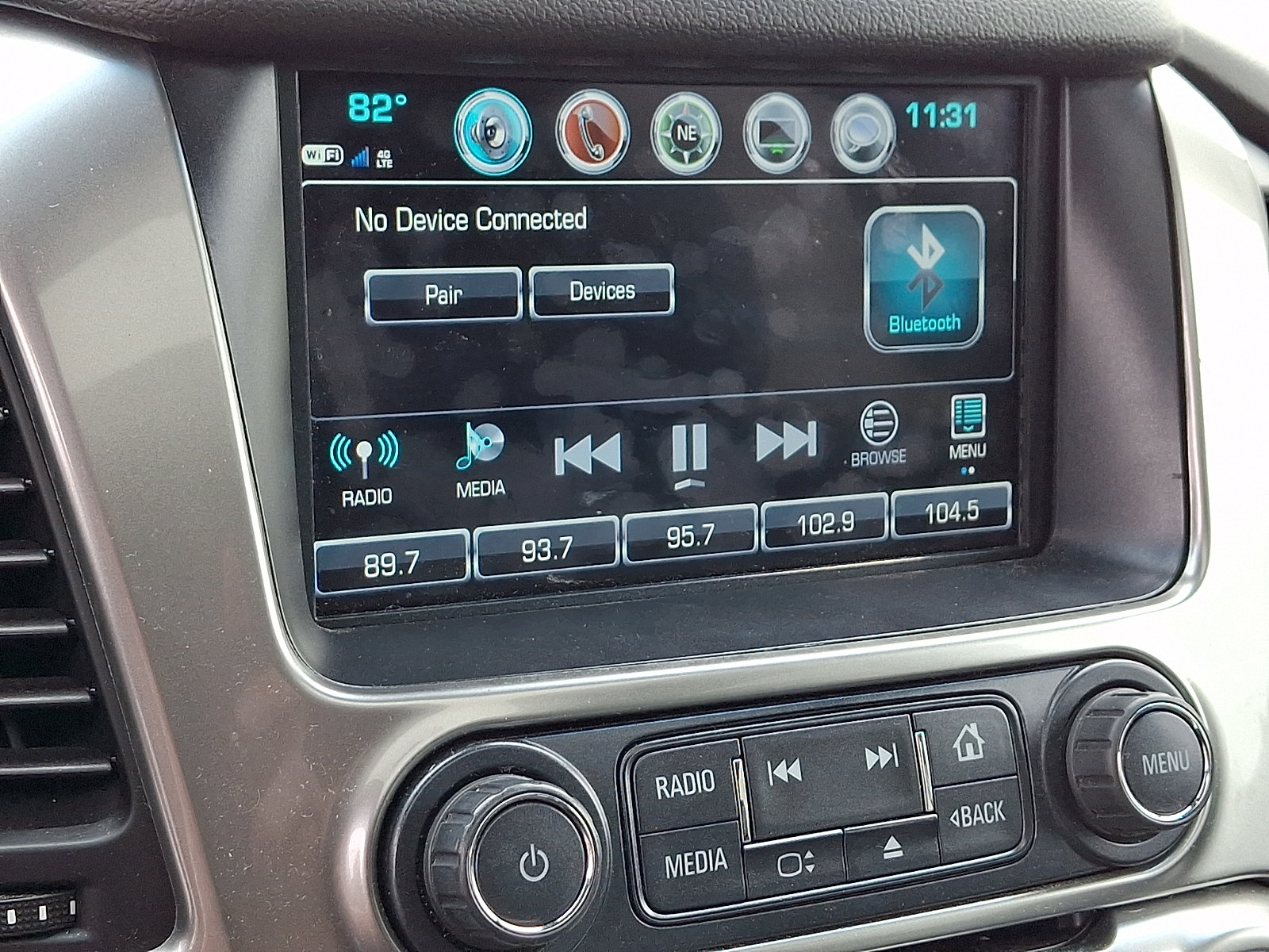 Used 2019 Chevrolet Suburban Premier AWD/4WD image 19