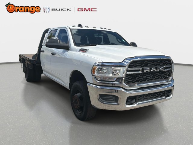 Used 2022 RAM 3500 Tradesman w/ Chrome Appearance Group AWD/4WD image 1