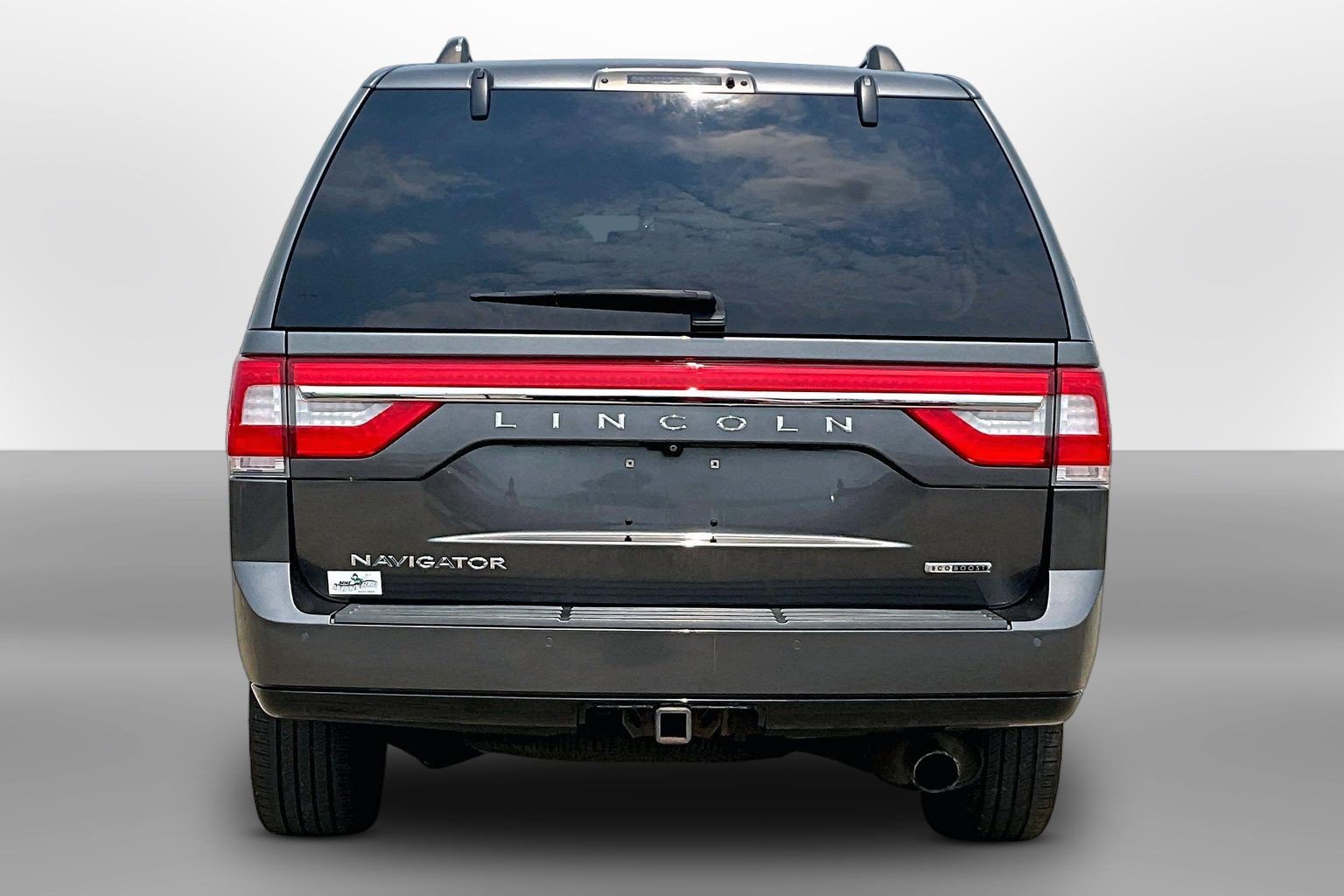 Used 2015 Lincoln Navigator 4WD w/ Equipment Group 101A Reserve image 4