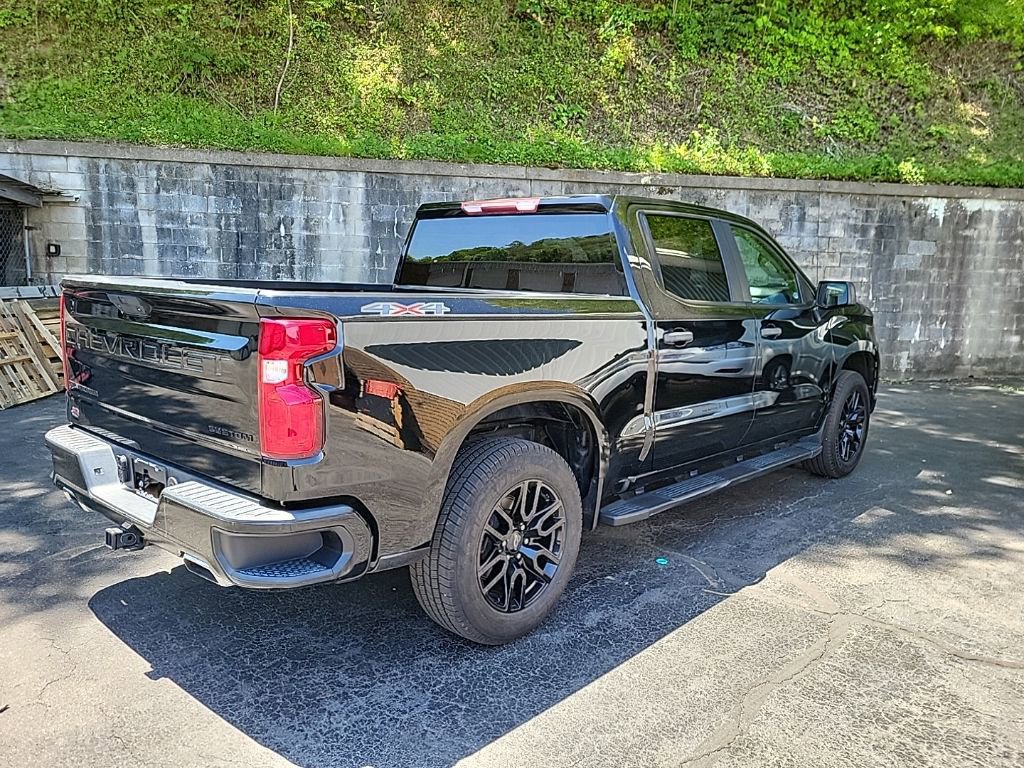 Used 2019 Chevrolet Silverado 1500 Custom w/ Custom Value Package AWD/4WD image 6