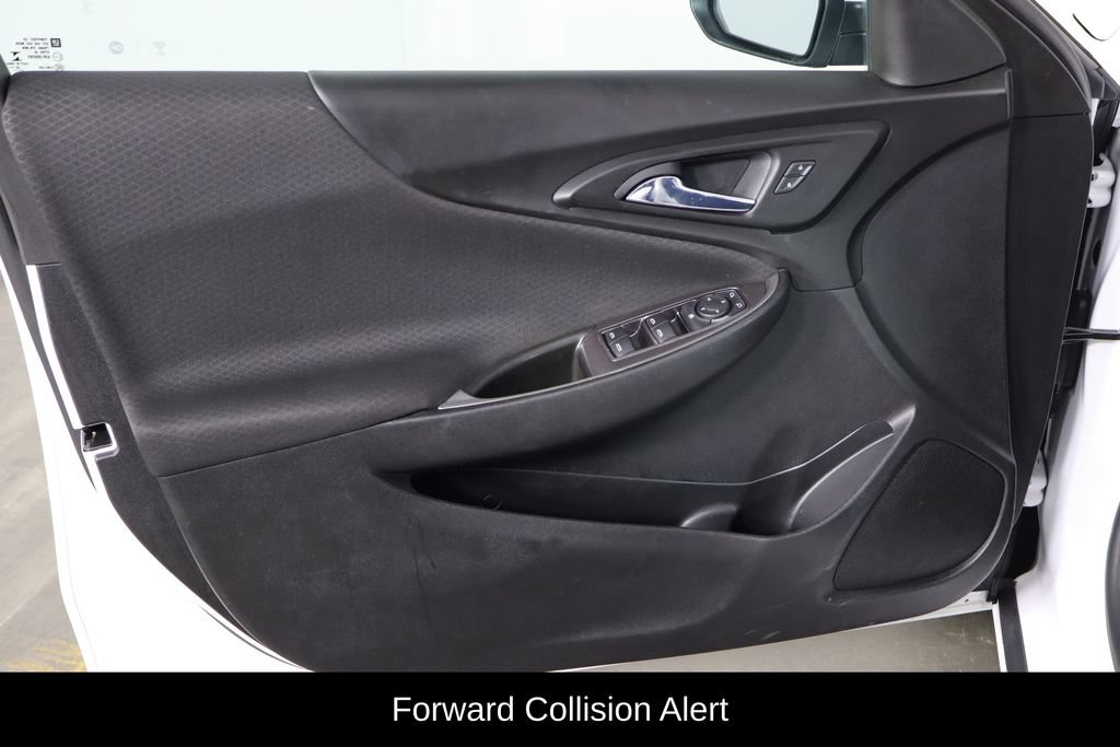 Used 2021 Chevrolet Malibu RS FWD image 19