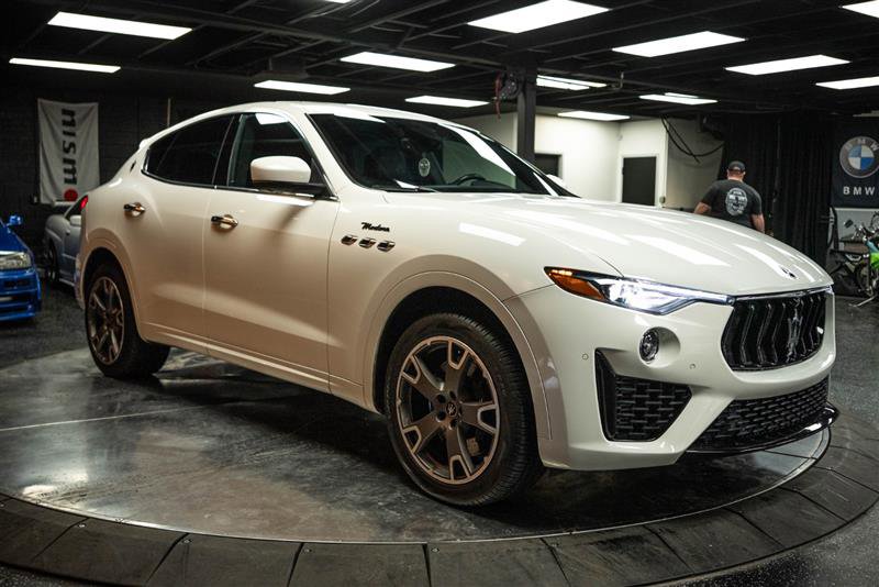 Used 2023 Maserati Levante Modena image 5